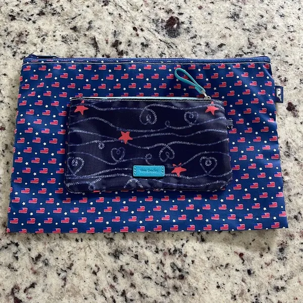 Set Of 2 Vera Bradley Vineyard Vines Womens Cosmetic Pouch Clutch Blue Red‎ - Image 6