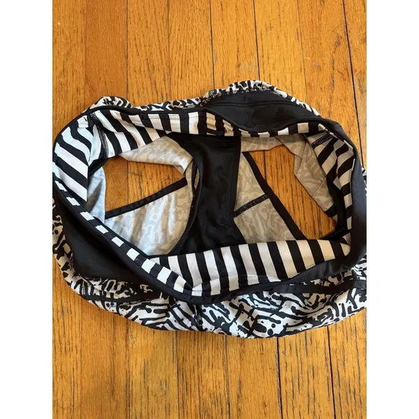Lululemon Lined Running Shorts Womens 10 Black Print - Image 6