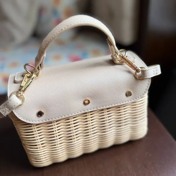 vacation Purse - Image 4