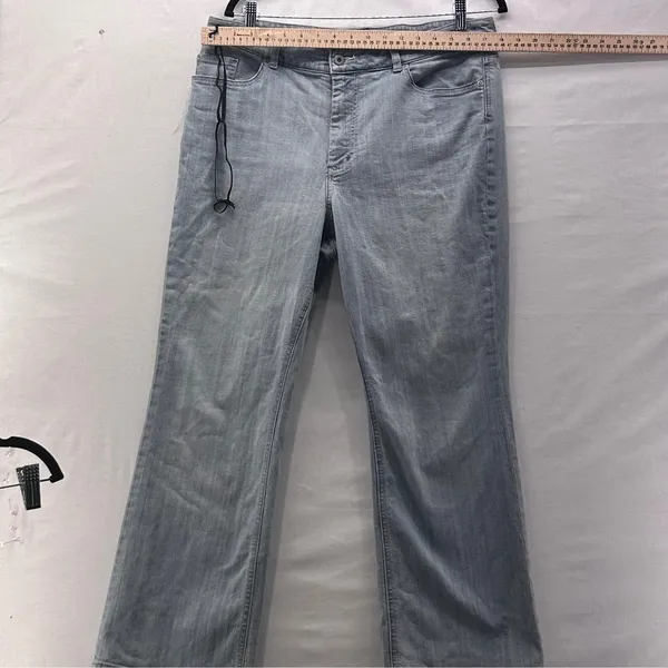 Chicos Bootcut Jeans Light Wash‎ 16 Or 3 Short - Image 9