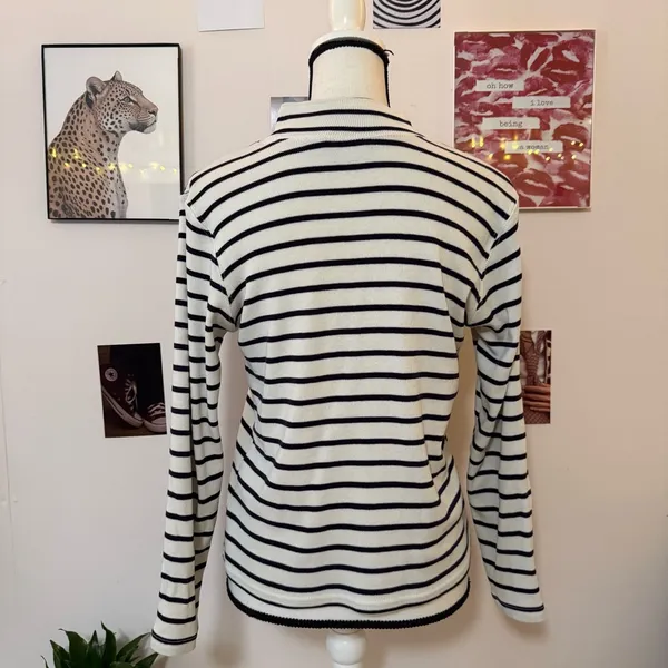 L.L. Bean Black and White Striped Women's Sweatshirt - Image 2