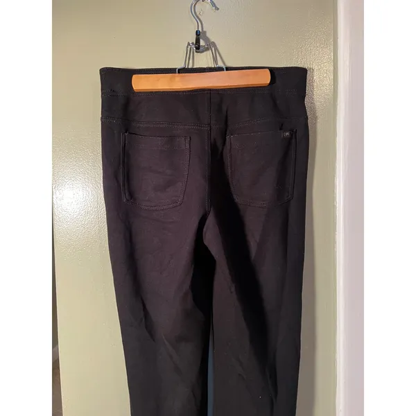 HUE Women's Size Medium Pontease Cropped Flare Pant Black Pull On Stretch U23544 - Image 8