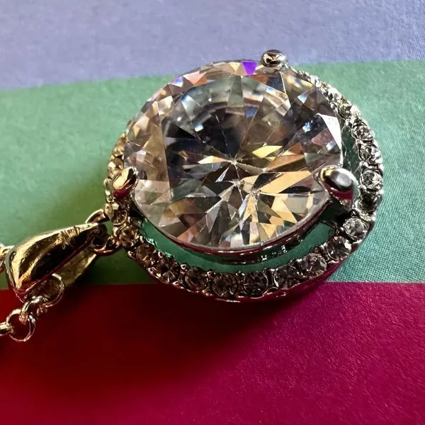 Silver tone circle rhinestone pendant necklace - Image 10