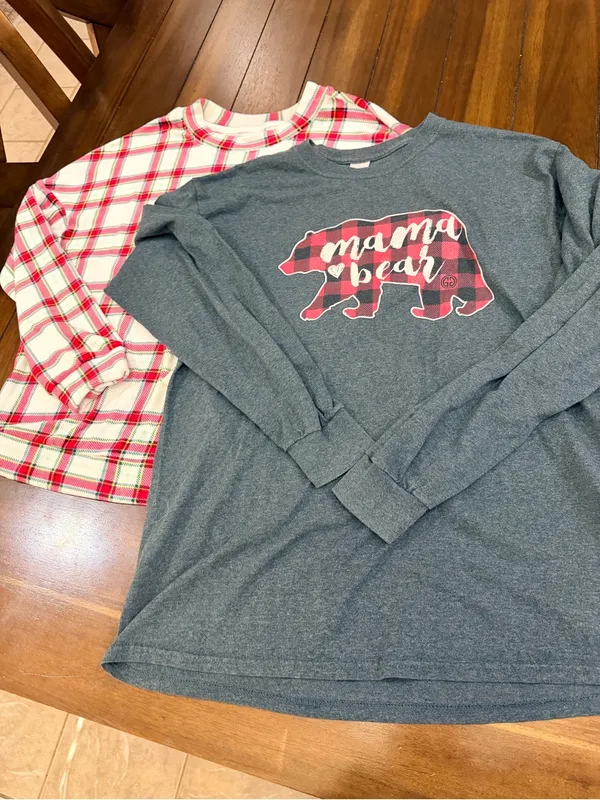 Auden Plaid Sleep Top L & Gildan Mama Bear Long Sleeve Shirt Bundle 2pc - Image 3
