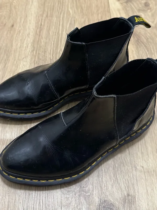 Doc Martens Bianca Boots Ankle Bootie US 7 Patent Leather Biker Grunge Utility - Image 11