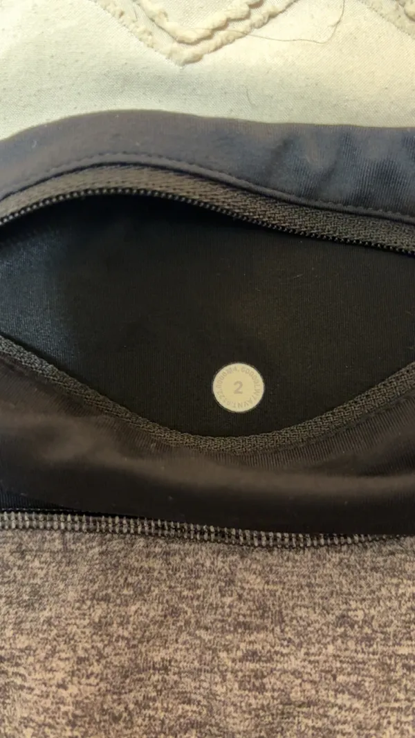 Lululemon Speed Shorts 2.5" - Image 3