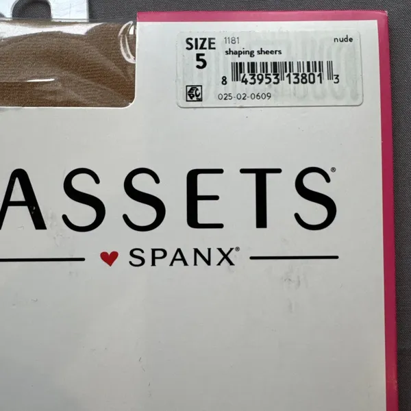 ASSETS Spanx Shaping Sheers Built in Shaper Short Size 5 Nude Pantyhose Nylons - Image 2