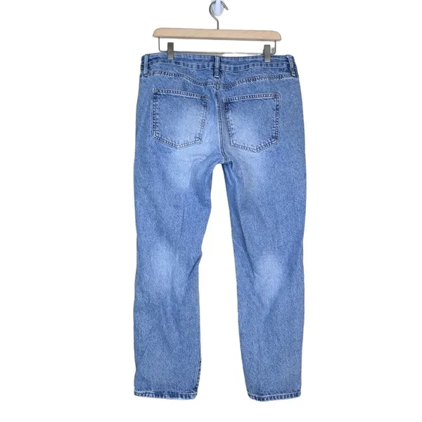 Rue21 Womens 16 Distressed Straight Boyfriend Jean - Image 2