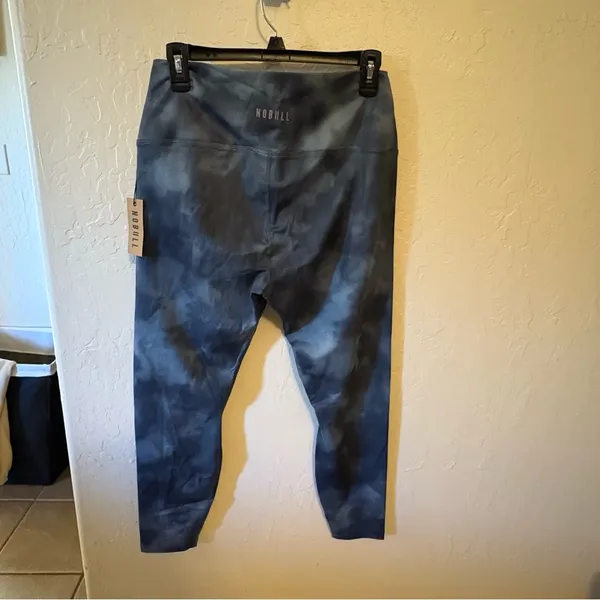NO BULL leggings NWT size Large. Tie-dye blue. - Image 2