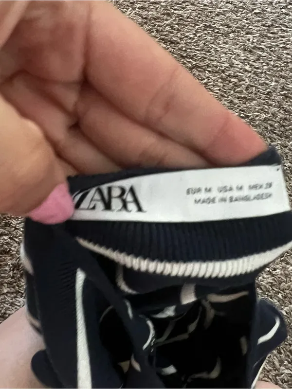 Zara Navy and White Striped Knit Top - Image 4