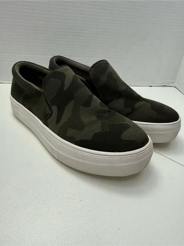 Steve Madden Gills Women's Camo Green Slip-On Platform Sneakers size 7.5 - Image 11