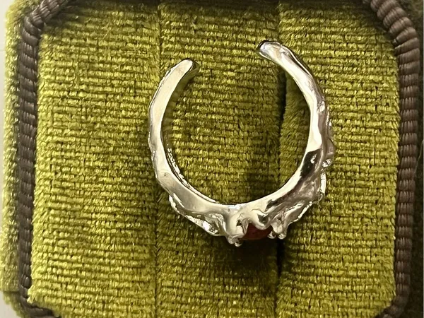 Red Cat Eye Design w/ Intricate Silver Details Open Ring Size 6 - Image 3