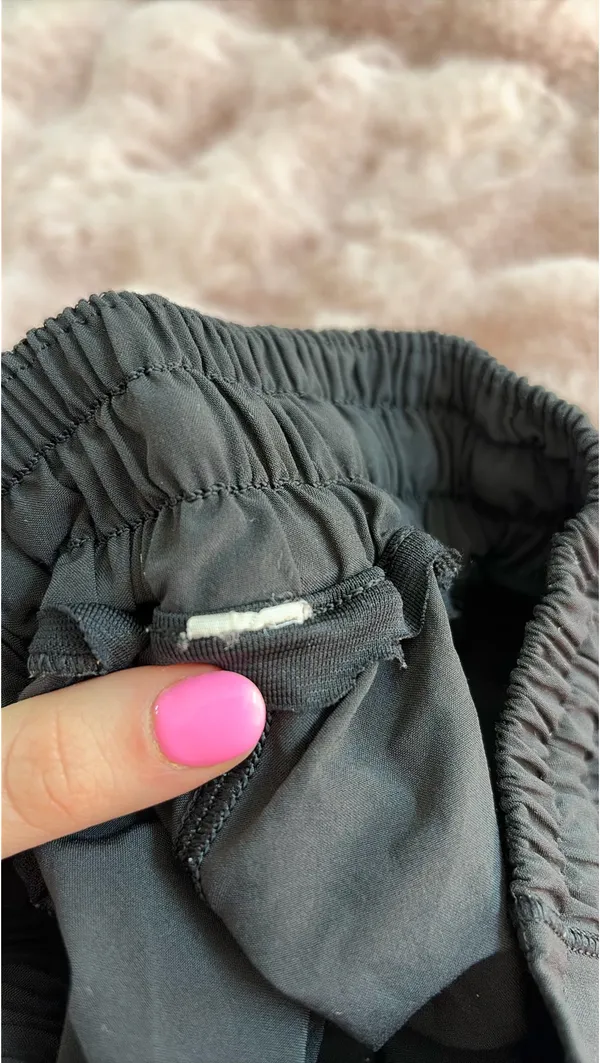 Lululemon shorts - Image 5