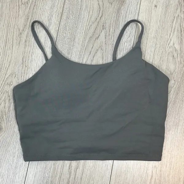 Grey Cropped Workout Tank (Unknown Brand) Size L - Image 4