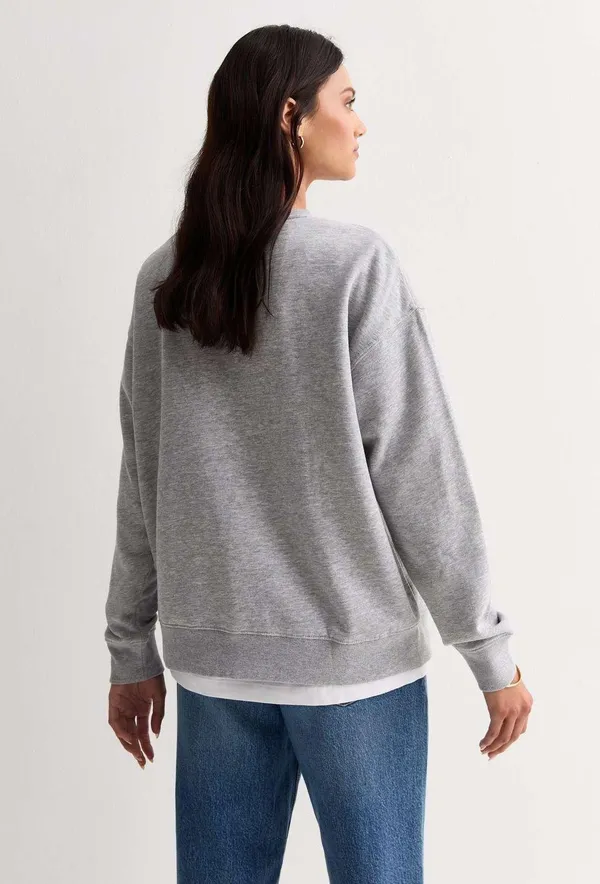 Fruit of the Loom Vintage NYC Crewneck Gray Sweatshirt, Size Small - Image 2