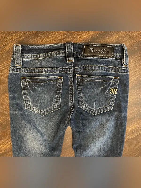 Miss Me Mid-Rise Skinny Dark Blue Jeans-Size 24 (Measures 25x28) - Image 2