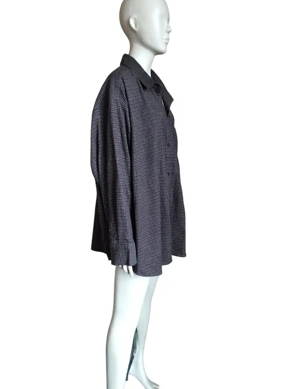 NWT Abercrombie & Fitch Black and Red Oversized Top - Image 3