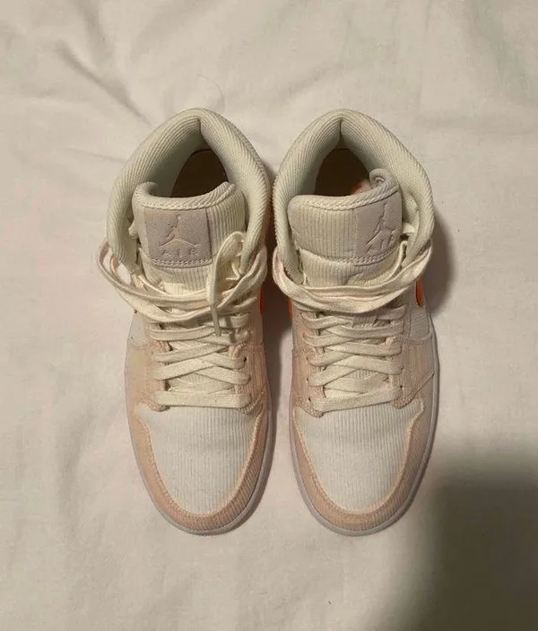 Air Jordan 1 Mid SE ‘Corduroy’ - Image 4