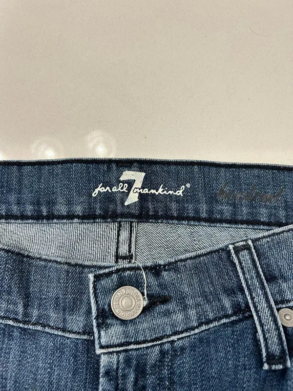 7 Jeans For All Mankind Women’s size 31 - Image 3
