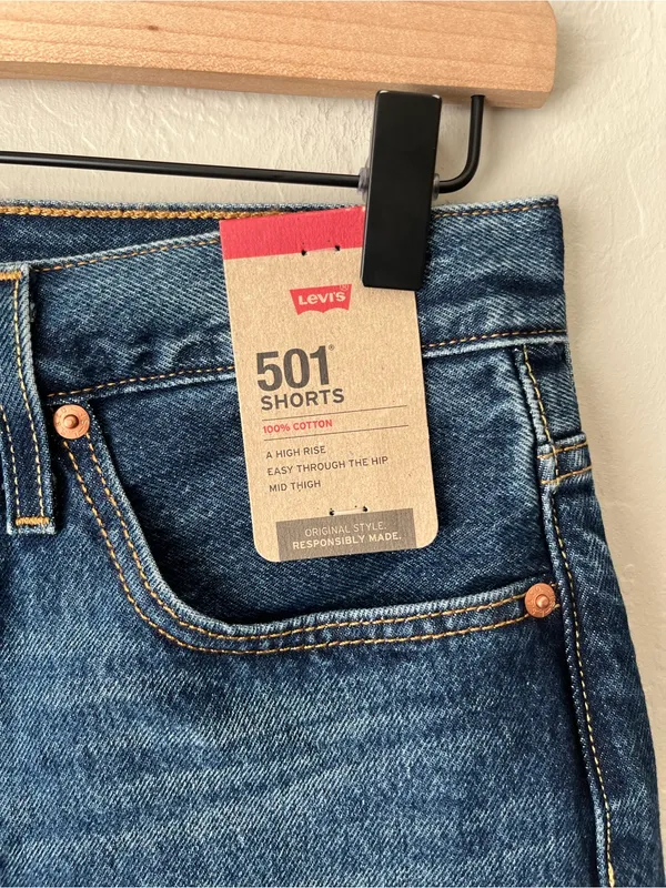 Levi’s 501 mid thigh Jean shorts NEW 26 - Image 7