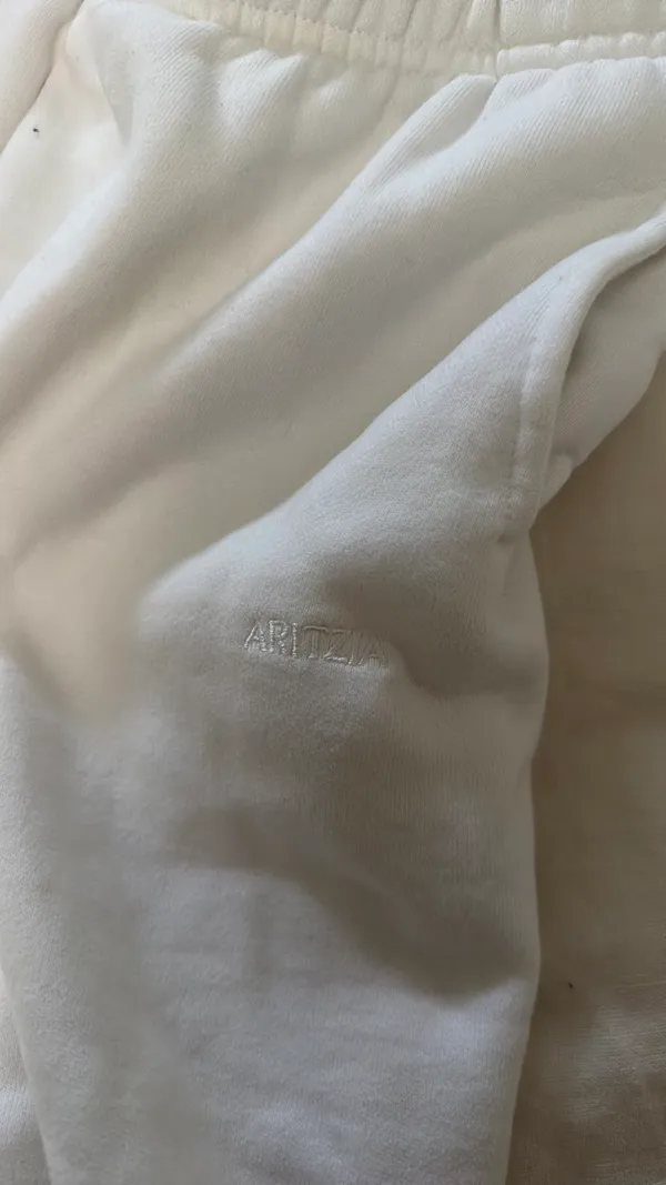 Aritzia Mega Fit Sweatfleece Joggers - Image 3