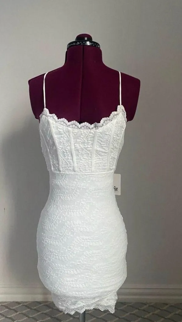 Selfie Leslie White Lace Dress - Image 3