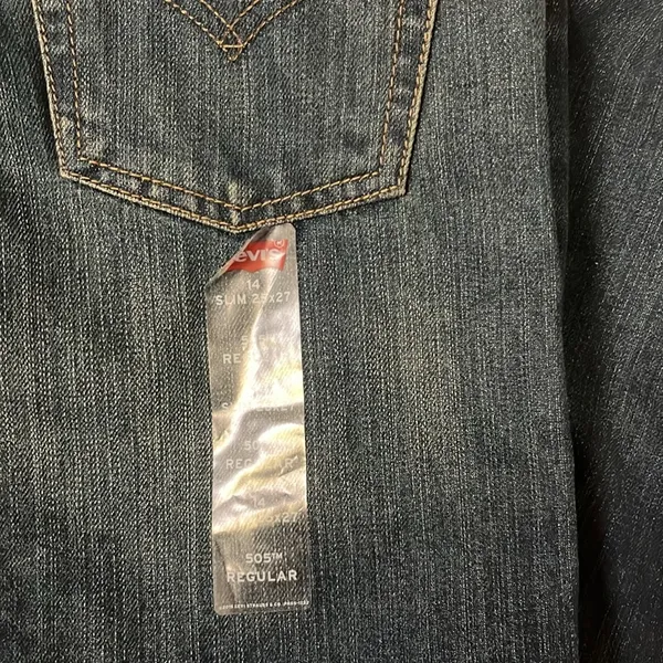 Levi’s 505 straight-fit jean loose in hip & thigh blue jeans - Image 3