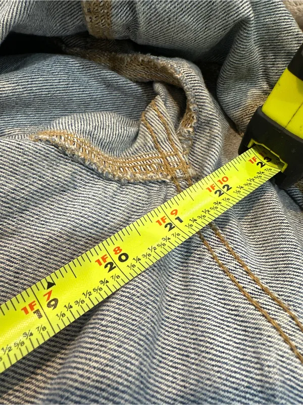 Old Navy Vintage-Inspired Light Blue Denim Jacket - Image 7