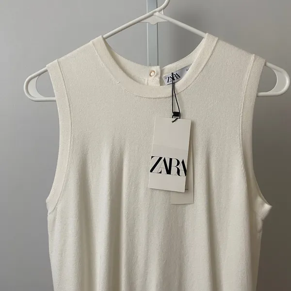 ZARA Office Siren Clean Minimalist Sleeveless Knit Shell Top Small Cream - Image 2