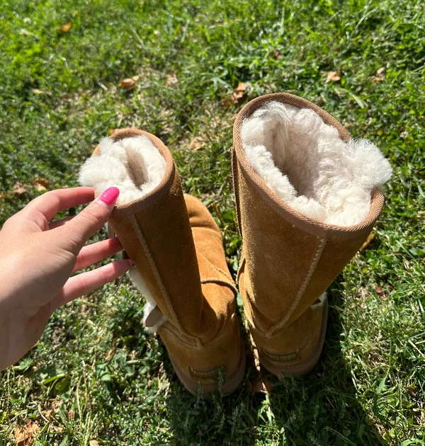 UGG - Image 5