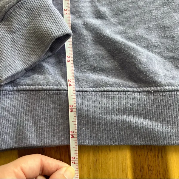 Seattle Embroidered Lavender Crewneck Sweatshirt – Size L - Image 6