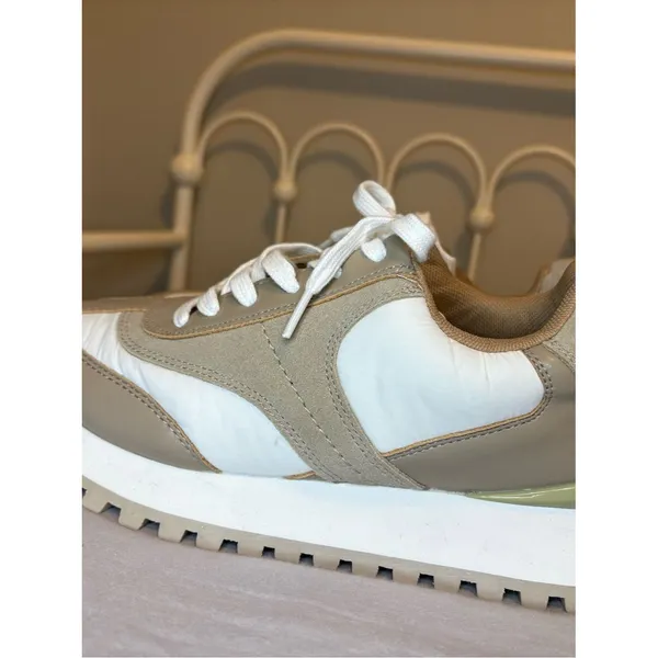 Blondo Lily Waterproof Platform Sneakers Beige White Women’s Size 9 - Image 3