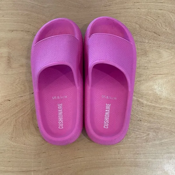 Cushionaire Womens Feather Cloud Recovery‎ Comfort Slide Sandals Hot Pink Size 8 - Image 3