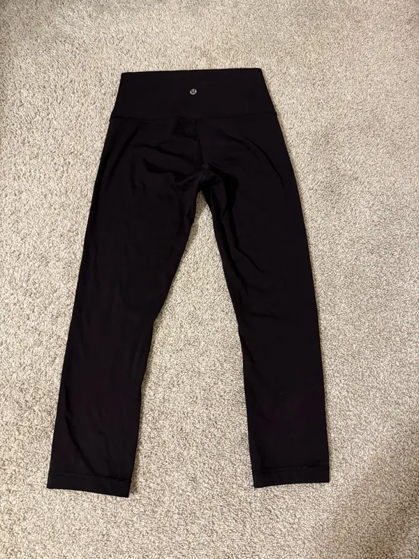 Lululemon Capri Leggings - Image 2
