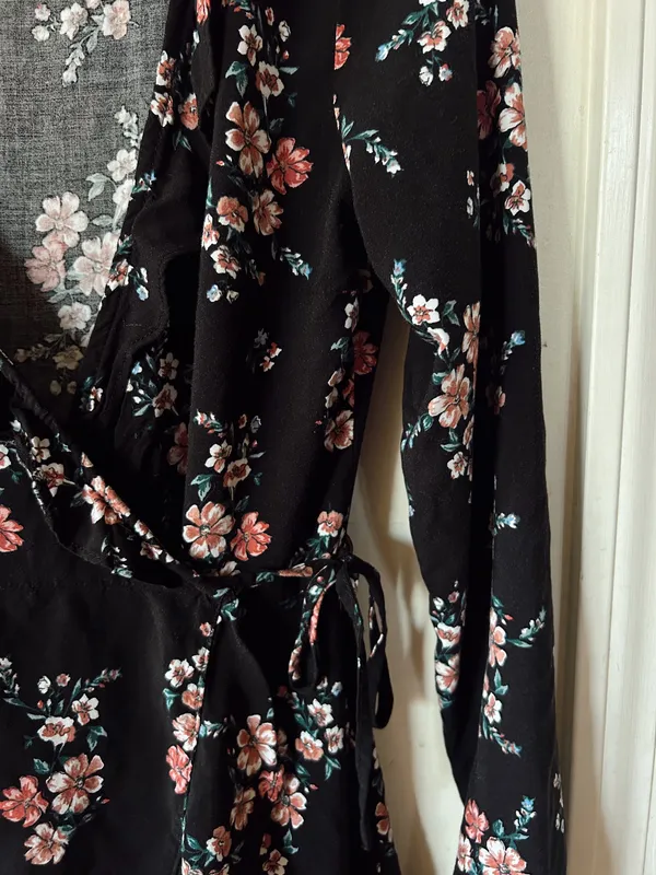 H&M Floral Long Sleeve Dress - Image 8