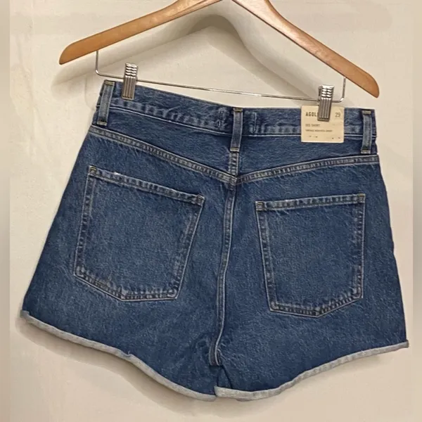 AGOLDE Dee Vintage High Rise Rolled Hem Short in Enamour - Image 4