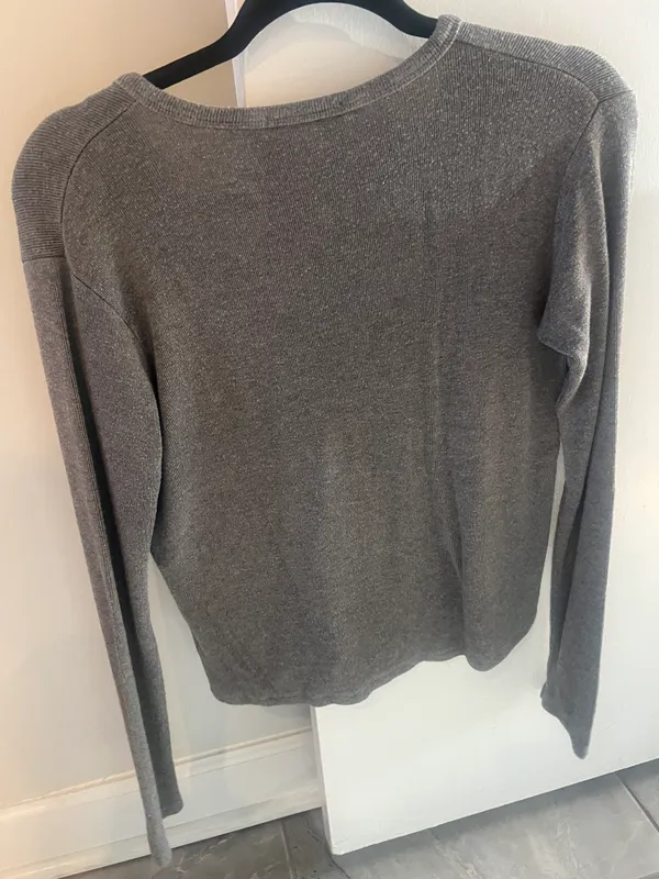 Brandy Melville Gray Lightweight Sweater - Image 5