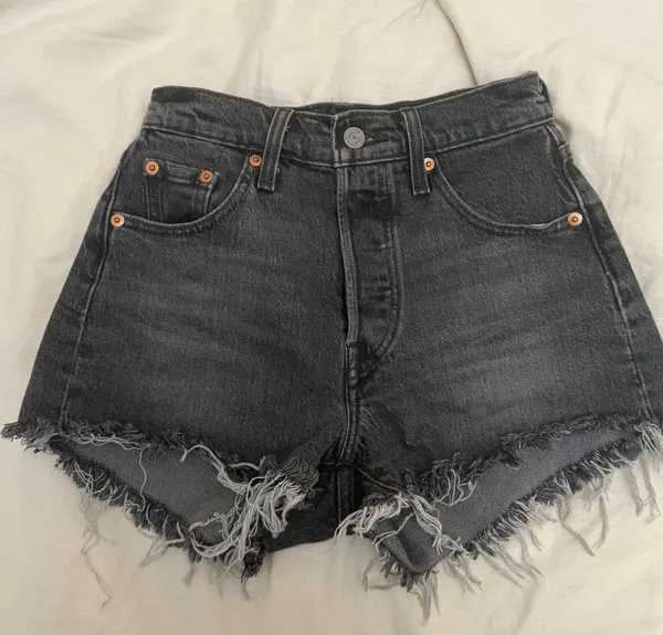 Levi’s 501 Shorts - Image 2