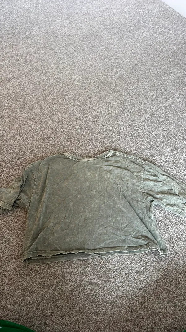 Green Top - Image 2