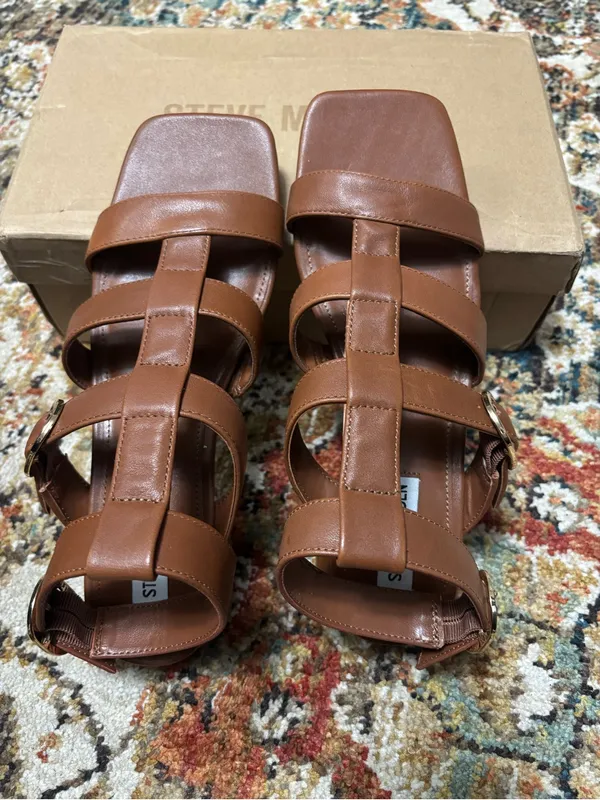 Steve Madden Aylin Sandal 9.5M brand new - Image 2