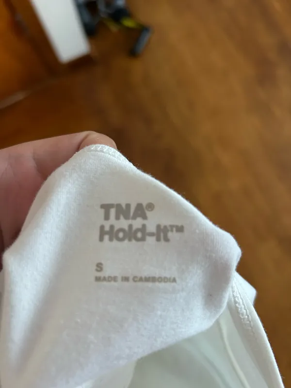 TNA Aritzia - Image 3