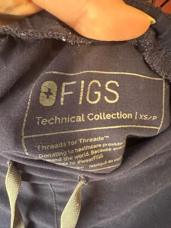 Figs Navy Drawstring Cargo Sweatpants - Image 3