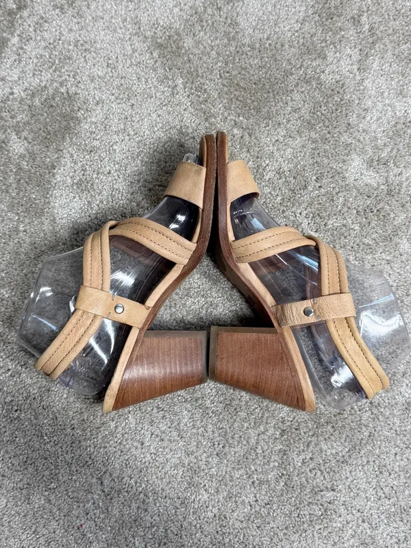 Frye Women’s Dani Criss Cross Sandals Block Heels Leather Strappy in Tan 8 - Image 4