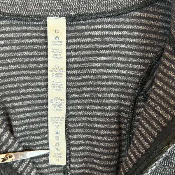 Lululemon Rest Less 1/4 Zip Pullover Black White Thumbholes Size 10 - Image 4