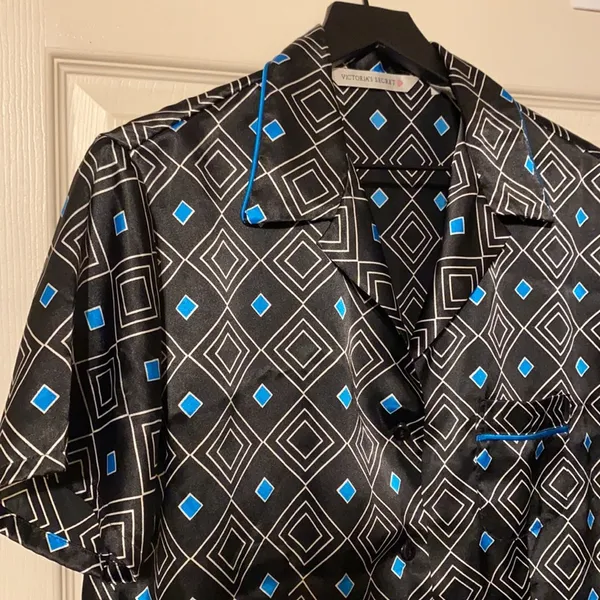 90s VS short sleeve button down pj shirt - Image 3