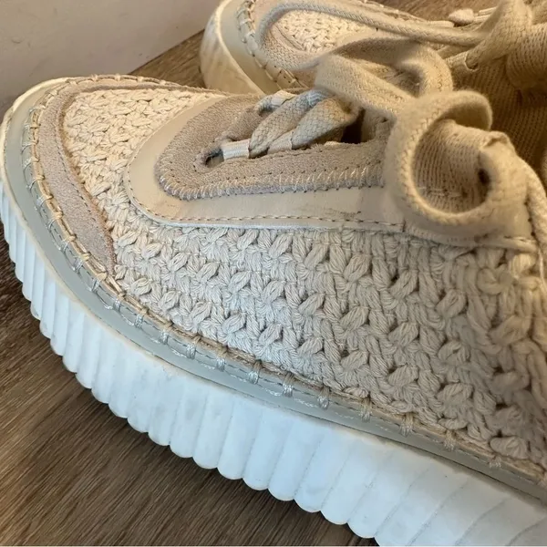 Dolce Vita Dolen Sneakers in Sandstone Knit size 8.5 - Image 12