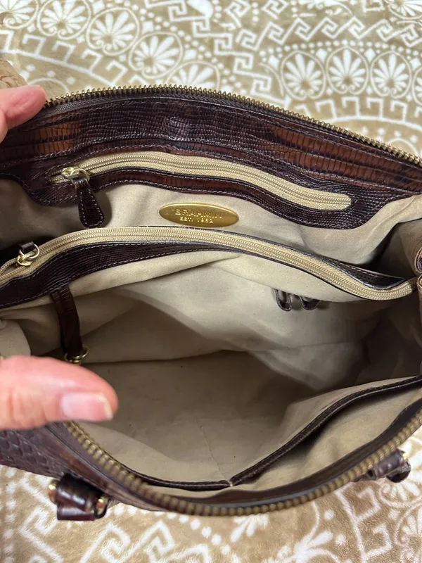 Brahmin Pecan Melbourne Crocodile Embossed Leather Bag with detachable Strap - Image 13