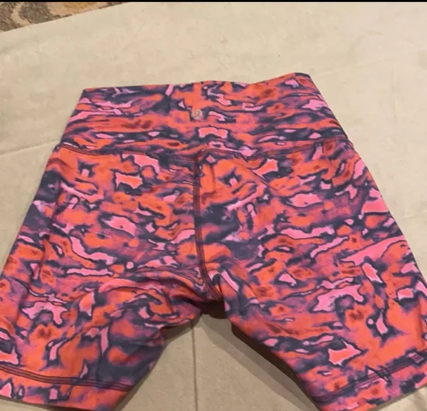Lululemon Wunder Train High-Rise Biker Shorts - Image 2