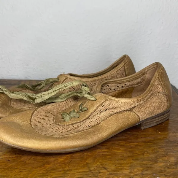 Naya Leather‎ Lace Up Flats Tan Size 7 - Image 2