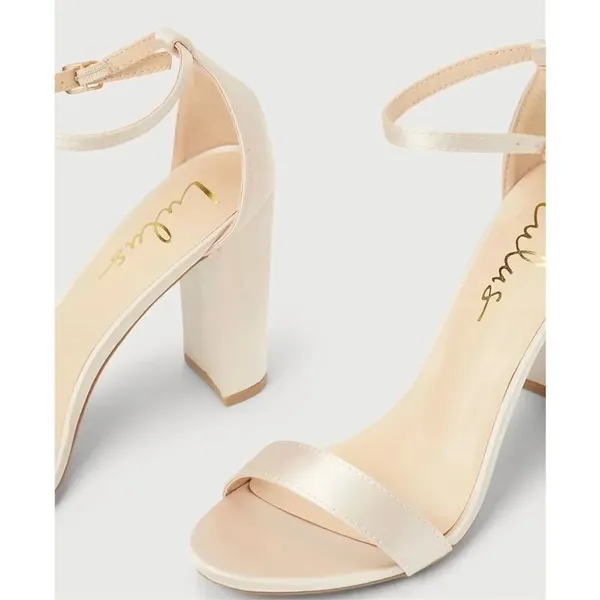 ✨Lulus Women's Taylor Ankle Strap Off White Sz 8 Heels✨ - Image 3